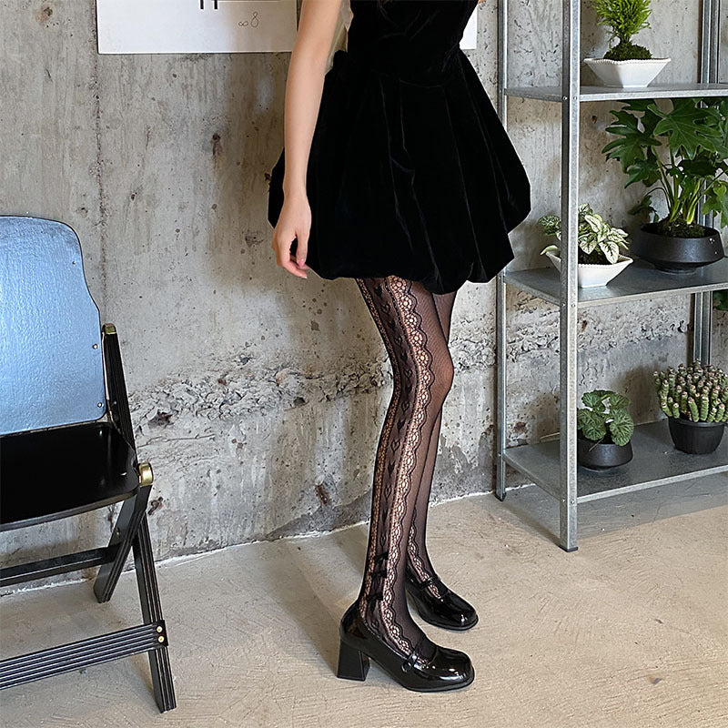 1pair White and Black Lace Hollowed Out Lace Mesh Pantyhose Floral Rattan Bottomed Stockings Spring/Summer Thin style 2025 New